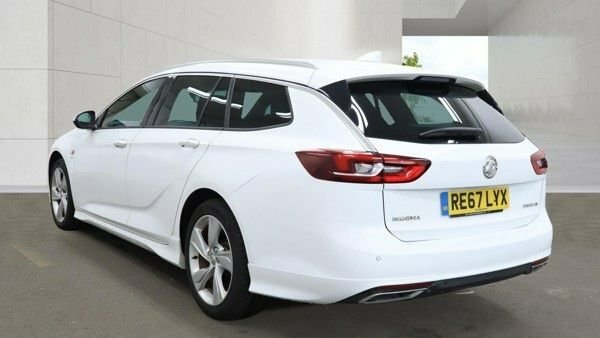 Vauxhall Insignia 2017 2.0 Turbo D Blueinjection Sri VX Line Nav Spo White #6