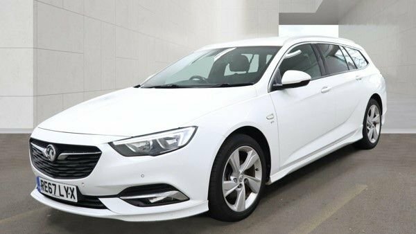 Vauxhall Insignia 2017 2.0 Turbo D Blueinjection Sri VX Line Nav Spo White #2