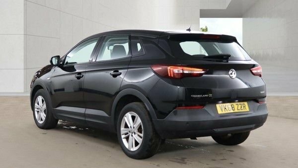 Vauxhall Grandland X 2018 1.5 Turbo D Blueinjection Se Suv M Black #5