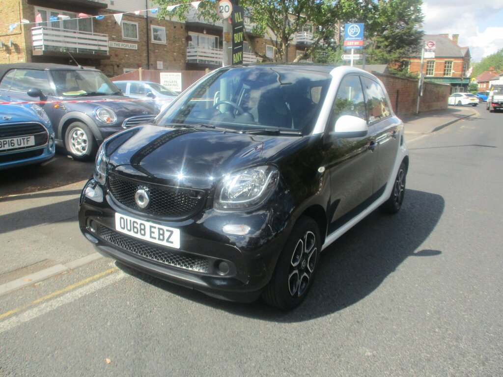 Smart Forfour 0.9T Prime Premium Hatchback Twinamic White #2