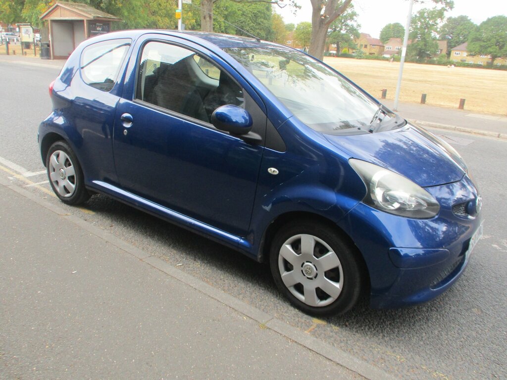Toyota Aygo 1.0 Vvt-i Blue Hatchback Multimode Euro Blue