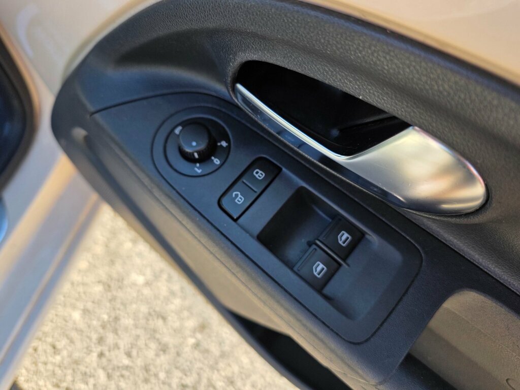 Seat MII 1.0 12V By Mango Hatchback Euro Beige #6