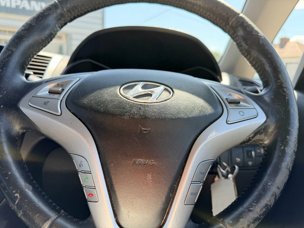 Hyundai Ix20 Blue Drive 1.6Crdi Active 5Dr. Blue #7
