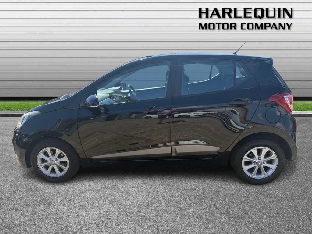 Hyundai I10 1L Premium Black #3