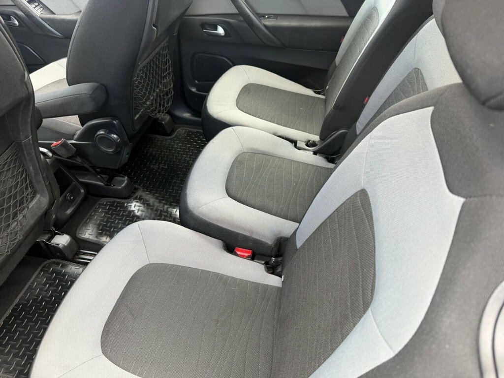Citroen Grand C4 Picasso  Red #9