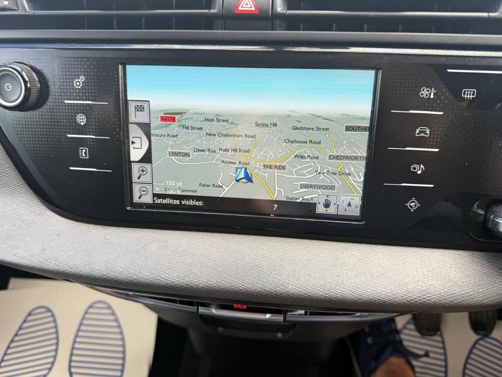 Citroen Grand C4 Picasso 1.6L Exclusive Red #5