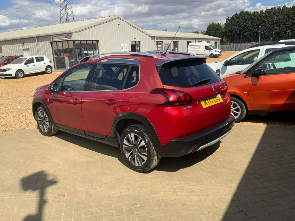 Peugeot 2008 1.2 Puretech Allure Hatchback Red #2