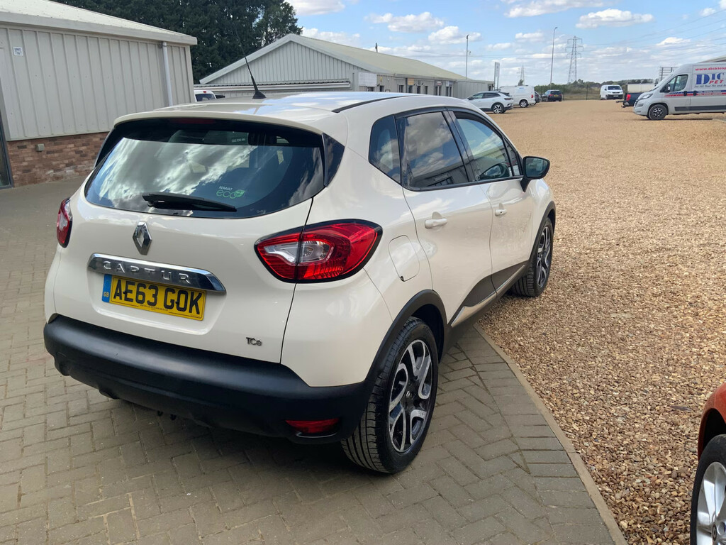 Renault Captur 0.9 Tce Energy Dynamique S Medianav Suv #3