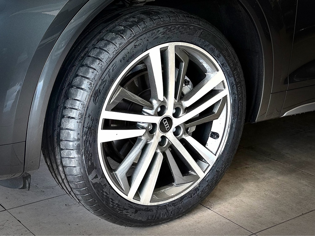 Audi Q5 2.0 Tdi 40 S Line Sportback S Tronic Qu Grey #4