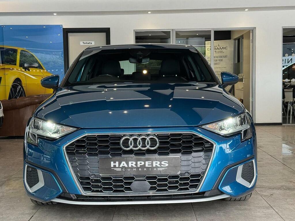 Audi A3 2.0 Tdi 30 Sport Sportback Euro Blue #3