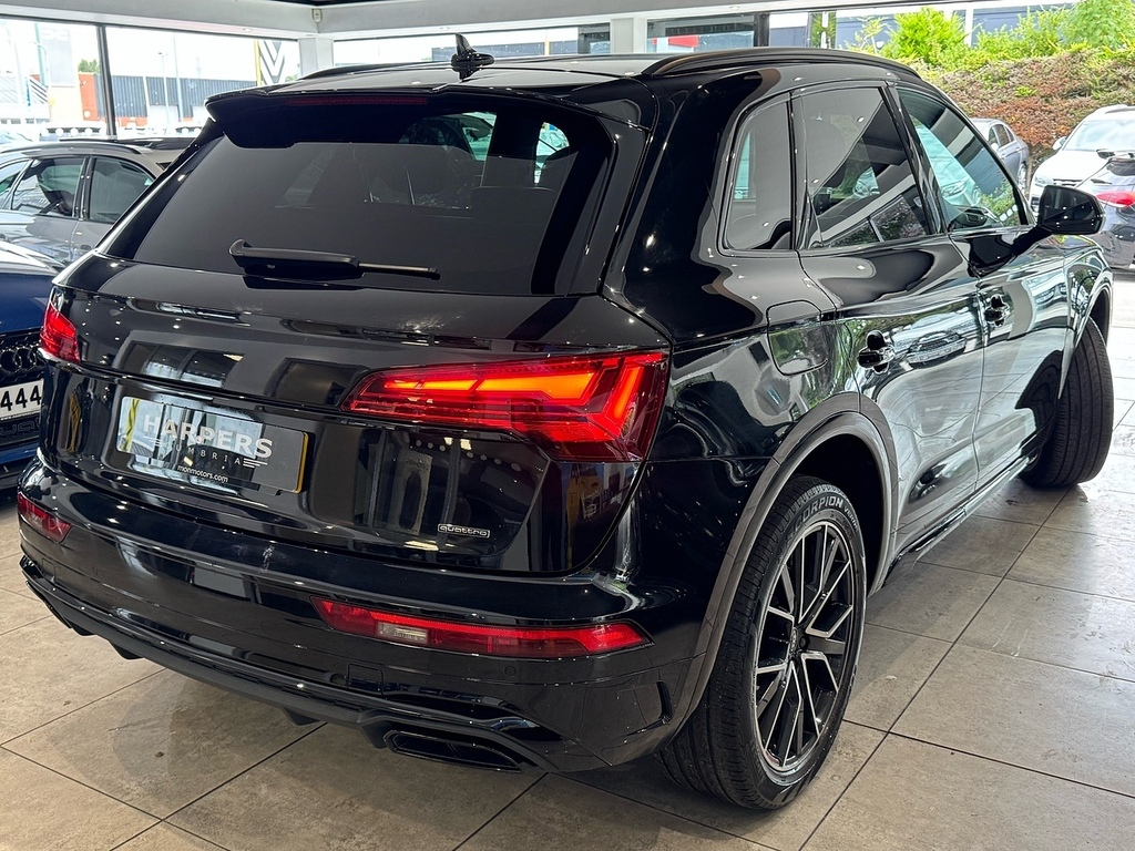 Audi Q5 2.0 Tfsi 45 Edition 1 Suv S Tronic Quat Black #2