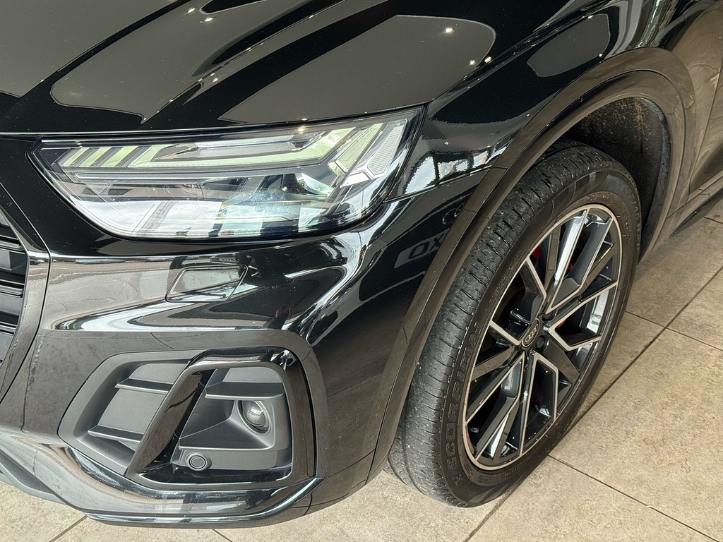 Audi Q5 2.0 Tfsi 45 Edition 1 Suv S Tronic Quat Black #4