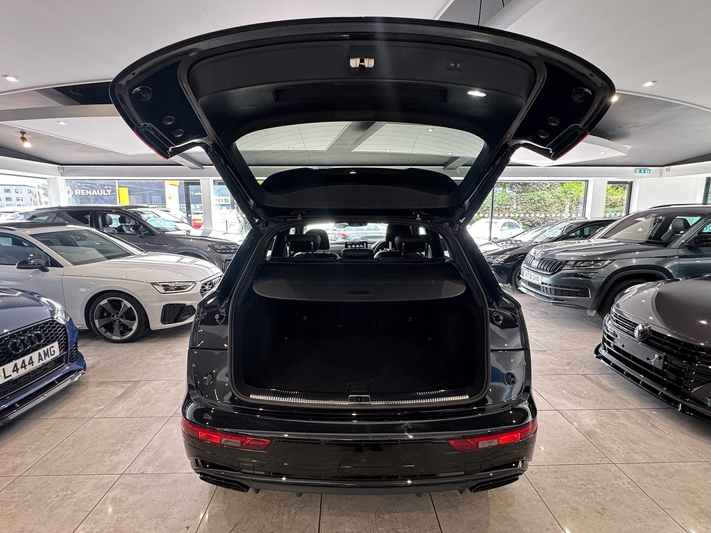 Audi Q5 2.0 Tfsi 45 Edition 1 Suv S Tronic Quat Black #6