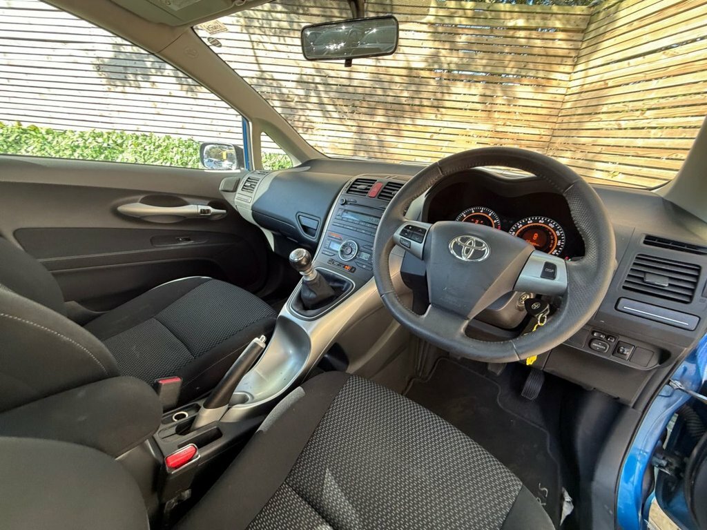 Toyota Auris 1.33 Vvt-i Tr S S Silver #16