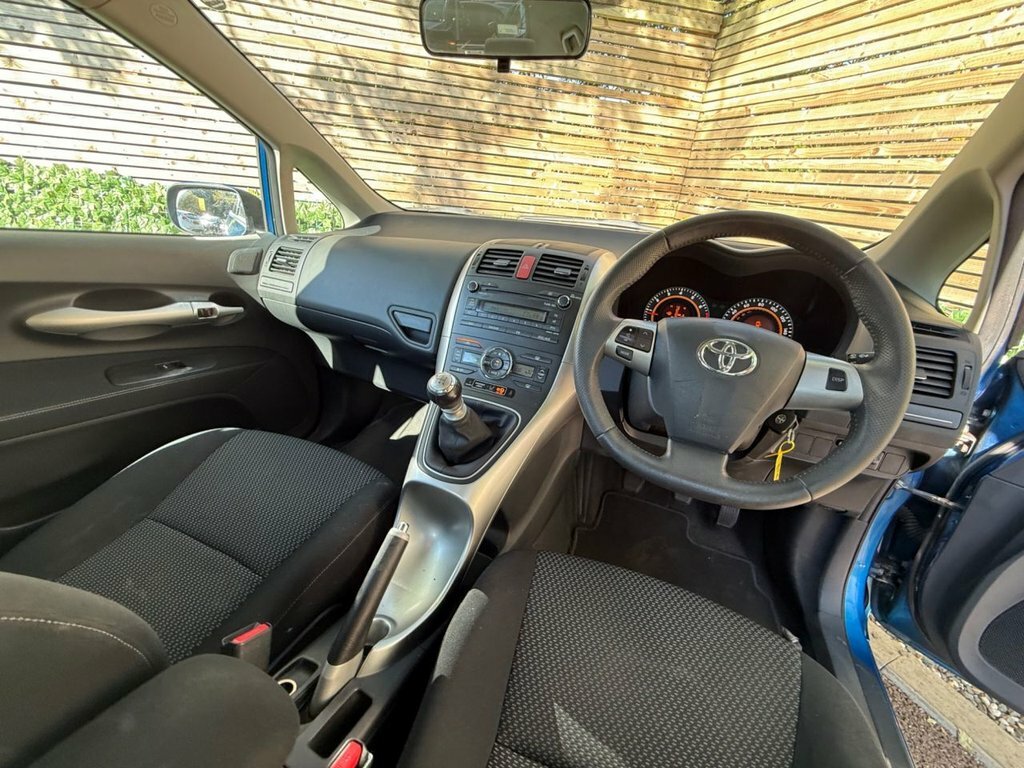 Toyota Auris 1.33 Vvt-i Tr S S Silver #17
