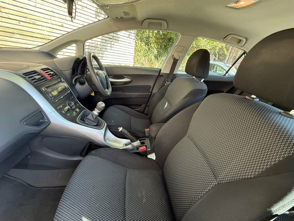 Toyota Auris 1.33 Vvt-i Tr S S Silver #20
