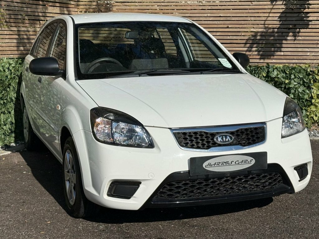 Kia RIO 1.4L 1 White #6