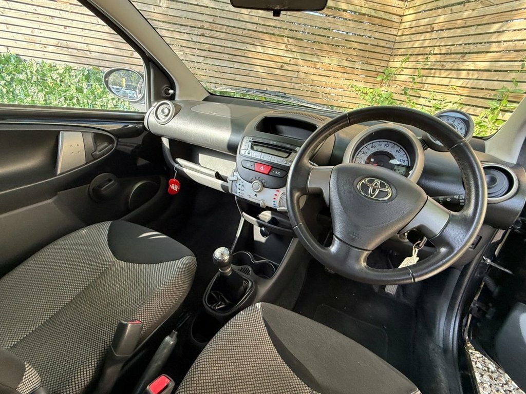 Toyota Aygo 1.0 Vvt-i Fire Euro 5 Black #13