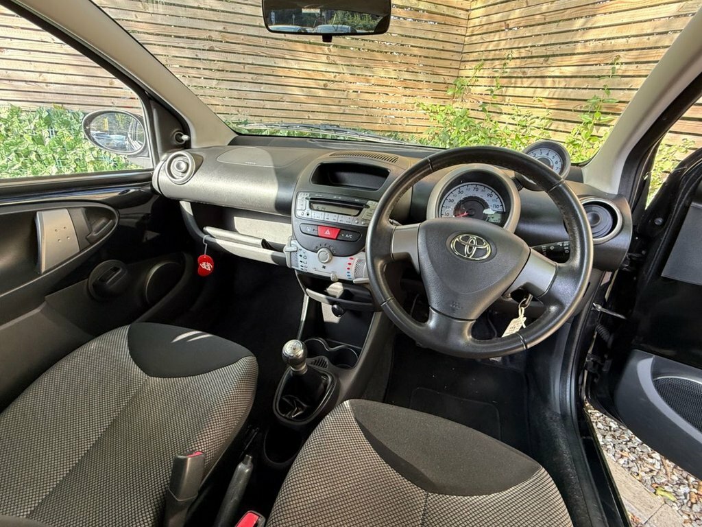 Toyota Aygo 1.0 Vvt-i Fire Euro 5 Black #12