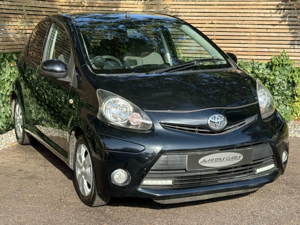 Toyota Aygo 1.0 Vvt-i Fire Euro 5 Black #4