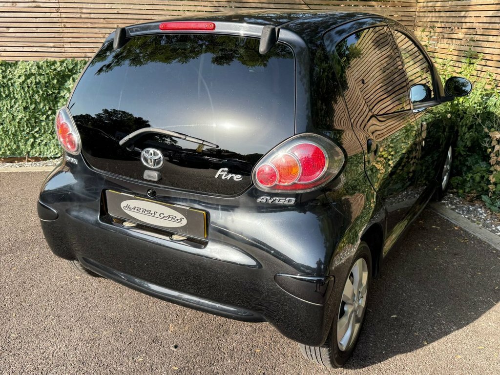 Toyota Aygo 1.0 Vvt-i Fire Euro 5 Black #11