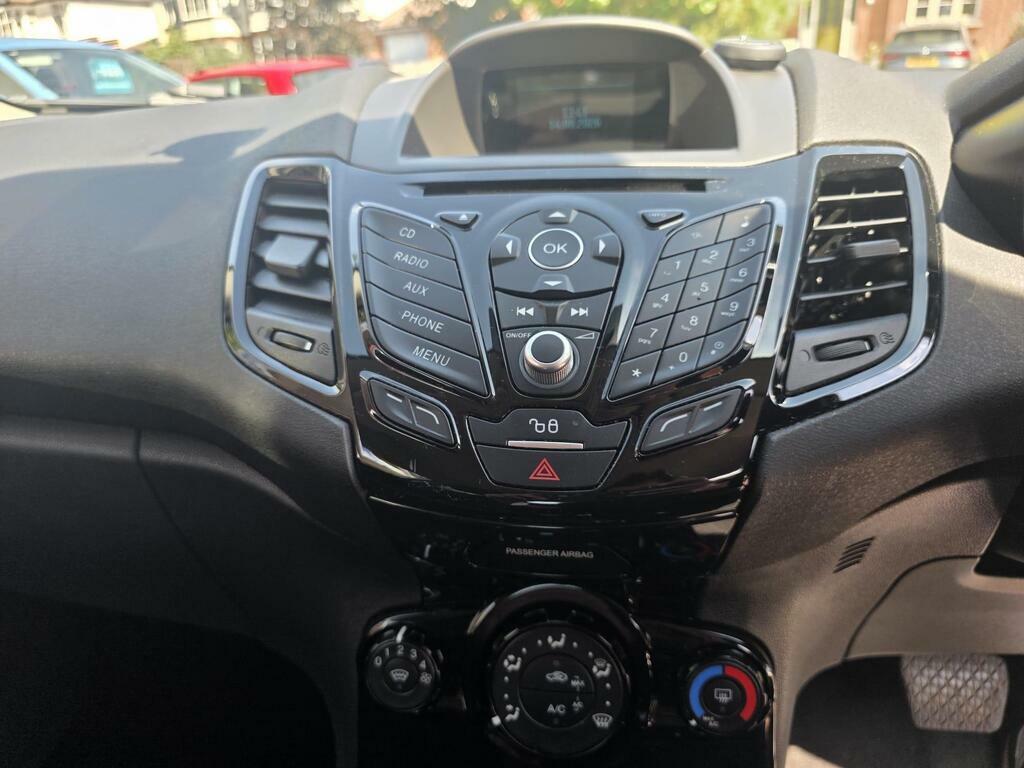 Ford Fiesta Zetec 1.0L Ecoboost Dab Radio Free Road Tax Yellow #12