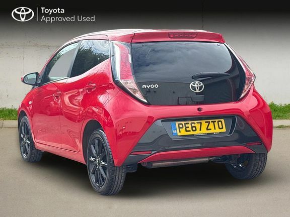 Toyota Aygo X X-style Man Red #4