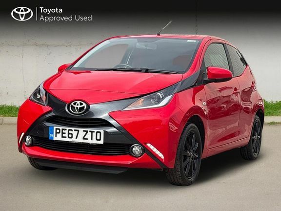 Toyota Aygo X X-style Man Red #3