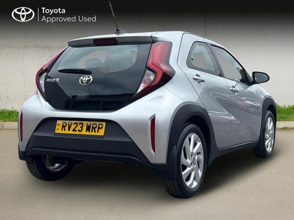Toyota Aygo X Pure Automatic Silver #2