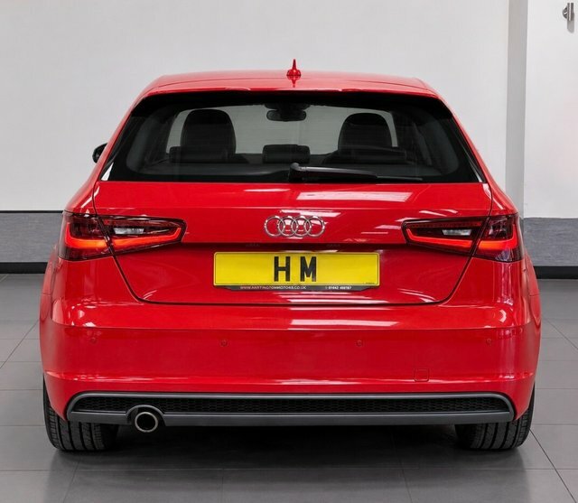 Audi A3 1.6 Tdi S Line Hatchback Euro 5 Red #4