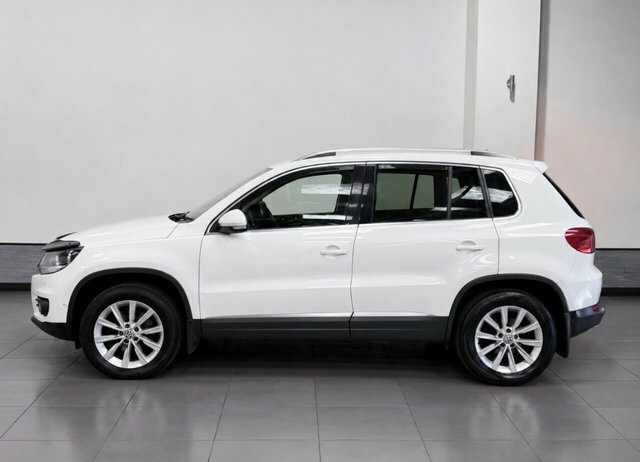 Volkswagen Tiguan 2.0 Tdi Bluemotion Tech Se Suv 4 White #4