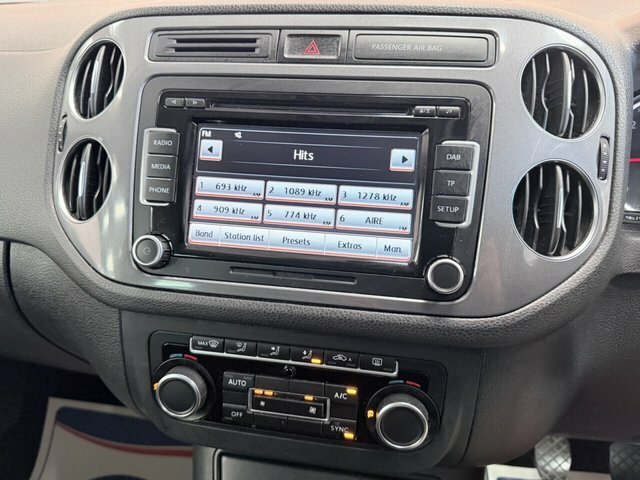 Volkswagen Tiguan 2.0 Tdi Bluemotion Tech Se Suv 4 Brown #10