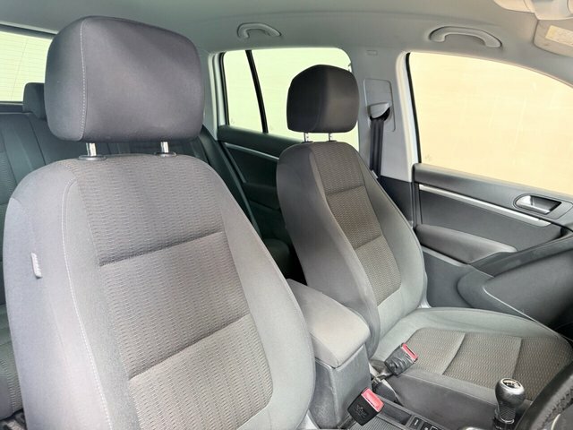 Volkswagen Tiguan 2.0 Tdi Bluemotion Tech Se Suv 4 Brown #13
