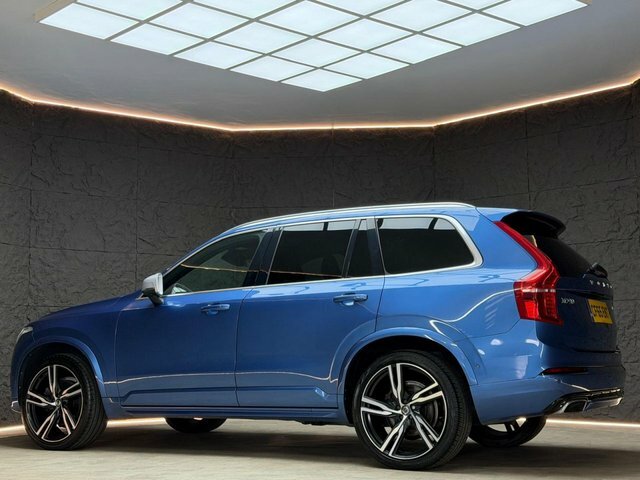 Volvo XC90 2.0 D5 Momentum Awd 222 Bhp Grey #11