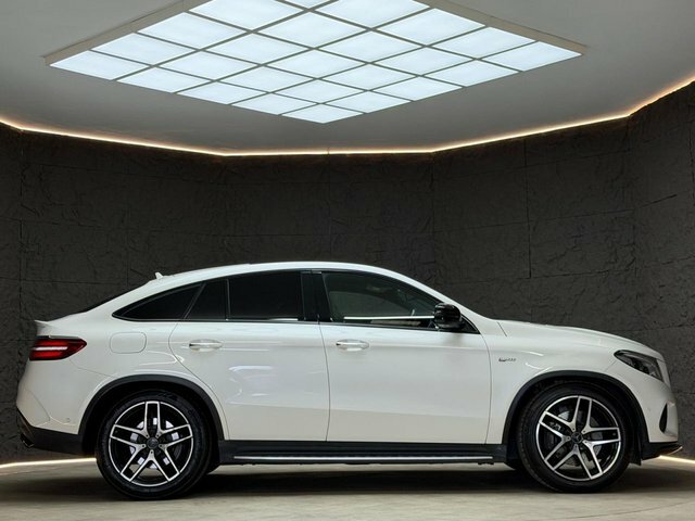 Mercedes-Benz GLE Class 350D 4Matic Amg Night Ed Prem 9G-tronic Black #10