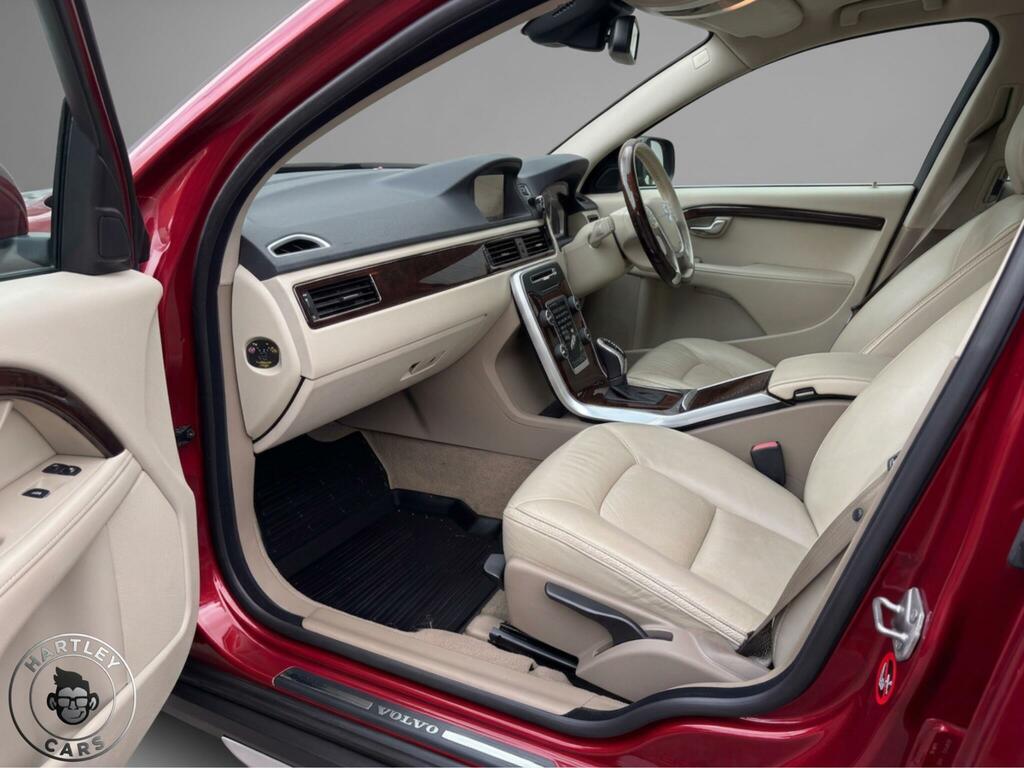 Volvo XC70 2.4 D5 Se Lux Geartronic Awd Euro 5 Red #3