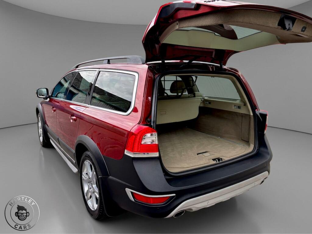 Volvo XC70 2.4 D5 Se Lux Geartronic Awd Euro 5 Red #4