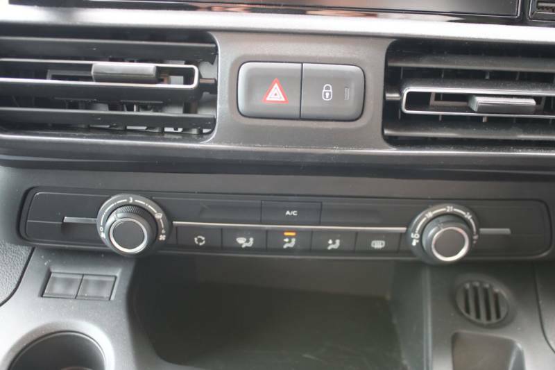 Peugeot Rifter Allure Blue #19
