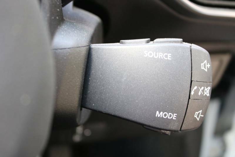 Dacia Sandero New Sandero Comfort 1.0 Tce Bi-fuel 100 Stop Start Grey #18