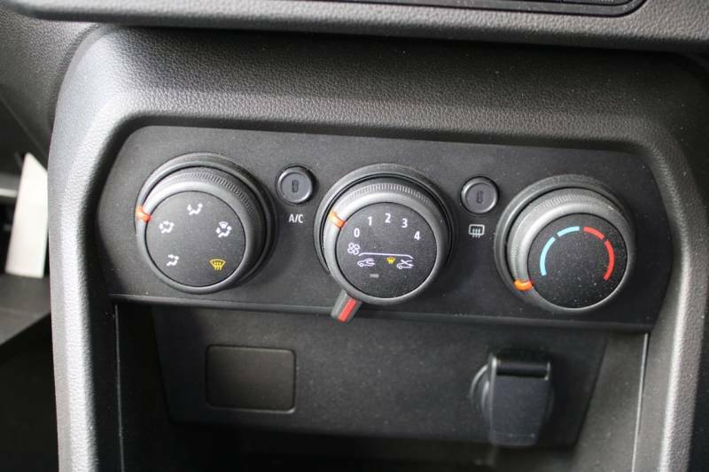 Dacia Sandero New Sandero Comfort 1.0 Tce Bi-fuel 100 Stop Start Grey #20