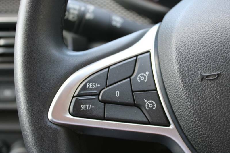 Dacia Sandero New Sandero Comfort 1.0 Tce Bi-fuel 100 Stop Start Grey #15