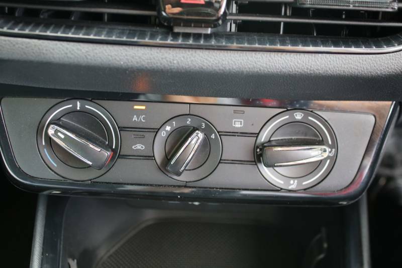 Skoda Fabia 1.0 Mpi Se Comfort Euro 6 5-Door Blue #22