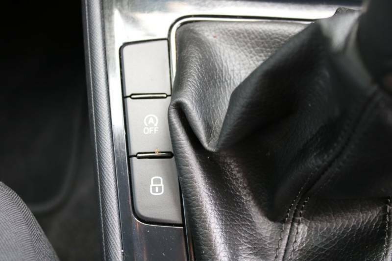 Skoda Fabia 1.0 Mpi Se Comfort Euro 6 5-Door Blue #24