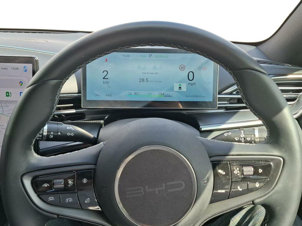 Byd Seal 82.5Kwh Excellence Saloon Awd White #13