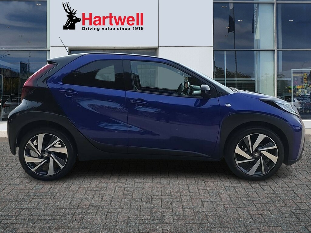 Toyota Aygo X 1.0 Vvt-i Exclusive Hatchback Eu Blue #2