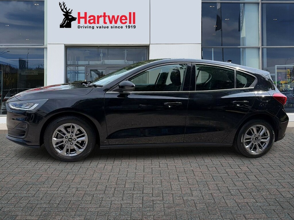 Ford Focus 1.0T Ecoboost Titanium Hatchback Black #6