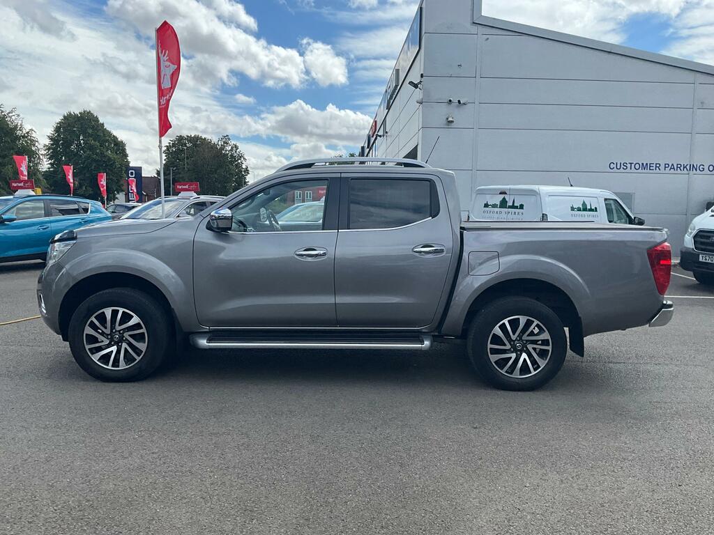 Nissan Navara 2.3 Dci Tekna Pickup Double Cab Grey #6