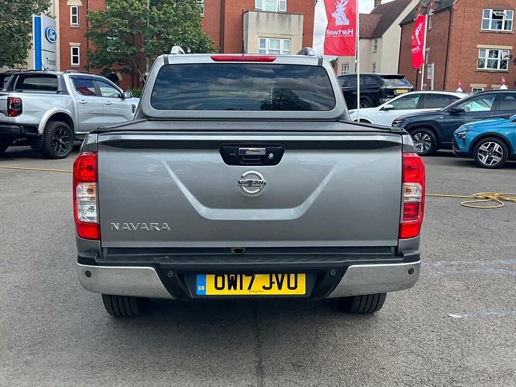 Nissan Navara 2.3 Dci Tekna Pickup Double Cab Grey #4