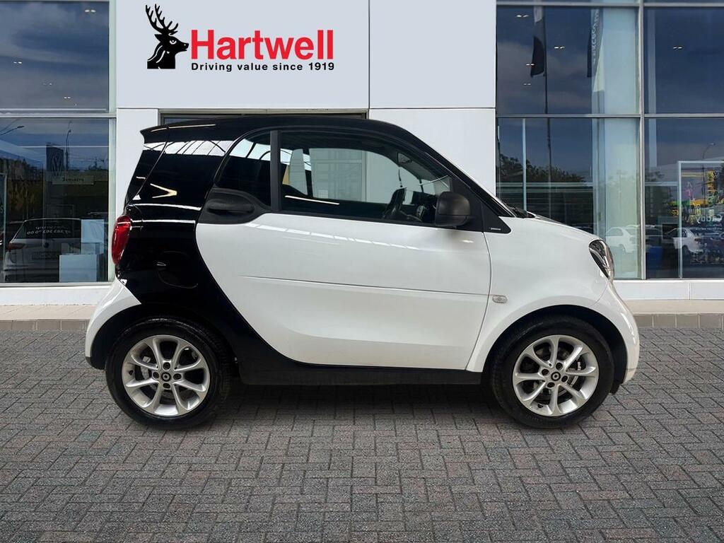 Smart Fortwo Coupe 1.0 Passion Coupe Twinamic Euro 6 Ss Black #2