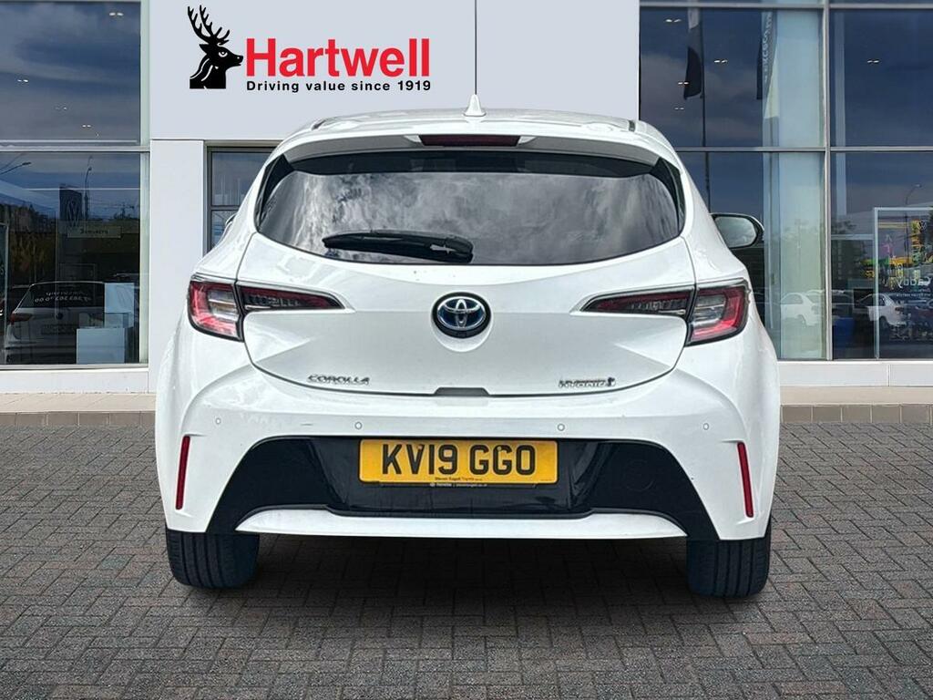 Toyota Corolla 1.8 Vvt-h Design Hatchback Hybrid Cvt E White #4